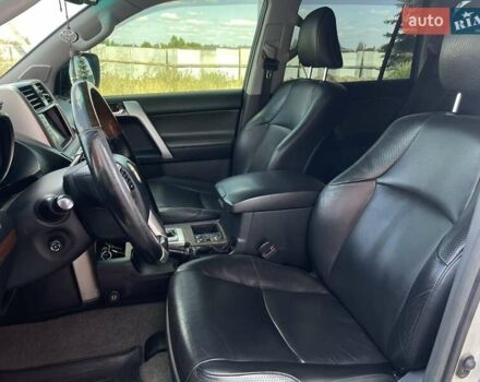 Белый Тойота Ленд Крузер Прадо, объемом двигателя 4 л и пробегом 193 тыс. км за 23700 $, фото 11 на Automoto.ua