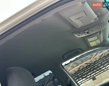 Білий Тойота Ленд Крузер Прадо, об'ємом двигуна 2.7 л та пробігом 180 тис. км за 20500 $, фото 73 на Automoto.ua