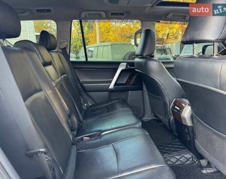 Білий Тойота Ленд Крузер Прадо, об'ємом двигуна 3 л та пробігом 202 тис. км за 23900 $, фото 15 на Automoto.ua