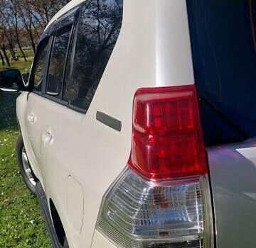 Белый Тойота Ленд Крузер Прадо, объемом двигателя 2.7 л и пробегом 180 тыс. км за 20500 $, фото 14 на Automoto.ua