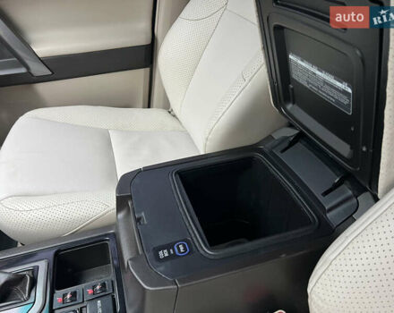 Белый Тойота Ленд Крузер Прадо, объемом двигателя 2.7 л и пробегом 228 тыс. км за 19950 $, фото 84 на Automoto.ua