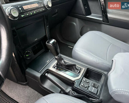 Белый Тойота Ленд Крузер Прадо, объемом двигателя 2.69 л и пробегом 248 тыс. км за 18500 $, фото 12 на Automoto.ua