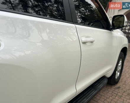 Белый Тойота Ленд Крузер Прадо, объемом двигателя 2.7 л и пробегом 228 тыс. км за 19950 $, фото 49 на Automoto.ua