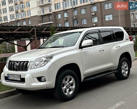 Белый Тойота Ленд Крузер Прадо, объемом двигателя 2.7 л и пробегом 180 тыс. км за 20500 $, фото 8 на Automoto.ua