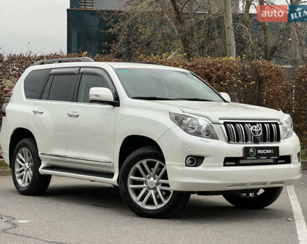 Белый Тойота Ленд Крузер Прадо, объемом двигателя 2.98 л и пробегом 150 тыс. км за 26500 $, фото 1 на Automoto.ua