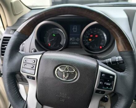 Белый Тойота Ленд Крузер Прадо, объемом двигателя 4 л и пробегом 320 тыс. км за 23500 $, фото 26 на Automoto.ua