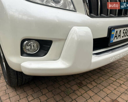 Белый Тойота Ленд Крузер Прадо, объемом двигателя 2.7 л и пробегом 228 тыс. км за 19950 $, фото 28 на Automoto.ua