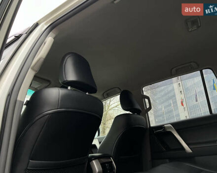 Белый Тойота Ленд Крузер Прадо, объемом двигателя 2.98 л и пробегом 150 тыс. км за 26500 $, фото 52 на Automoto.ua