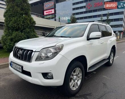 Тойота Ленд Крузер Прадо 2010 у Києві на Automoto.ua Білий Тойота Ленд Крузер Прадо, об'ємом двигуна 4 л та пробігом 237 тис. км за 19700 $, фото 3 на Automoto.ua