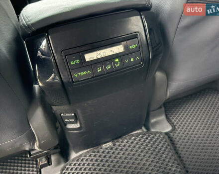 Белый Тойота Ленд Крузер Прадо, объемом двигателя 2.69 л и пробегом 248 тыс. км за 18500 $, фото 17 на Automoto.ua