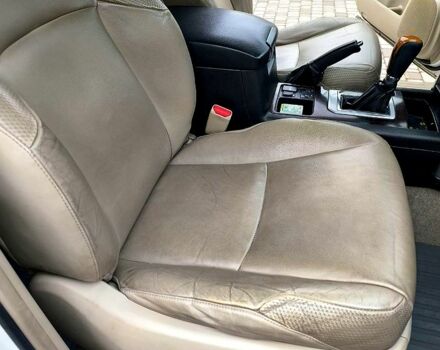 Белый Тойота Ленд Крузер Прадо, объемом двигателя 4 л и пробегом 320 тыс. км за 22000 $, фото 9 на Automoto.ua