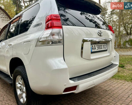 Белый Тойота Ленд Крузер Прадо, объемом двигателя 2.7 л и пробегом 228 тыс. км за 19950 $, фото 40 на Automoto.ua