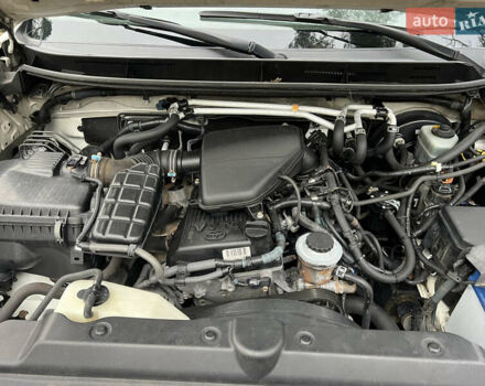 Белый Тойота Ленд Крузер Прадо, объемом двигателя 2.7 л и пробегом 228 тыс. км за 19950 $, фото 56 на Automoto.ua