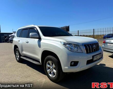 Белый Тойота Ленд Крузер Прадо, объемом двигателя 2.7 л и пробегом 173 тыс. км за 19500 $, фото 2 на Automoto.ua