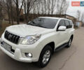 Белый Тойота Ленд Крузер Прадо, объемом двигателя 2.69 л и пробегом 248 тыс. км за 18500 $, фото 1 на Automoto.ua