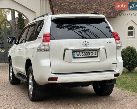 Белый Тойота Ленд Крузер Прадо, объемом двигателя 2.7 л и пробегом 228 тыс. км за 19950 $, фото 19 на Automoto.ua