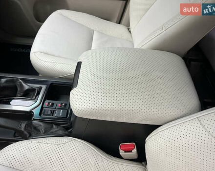 Белый Тойота Ленд Крузер Прадо, объемом двигателя 2.7 л и пробегом 228 тыс. км за 19950 $, фото 83 на Automoto.ua