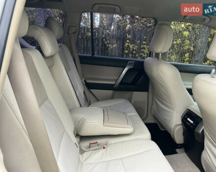 Белый Тойота Ленд Крузер Прадо, объемом двигателя 2.7 л и пробегом 228 тыс. км за 19950 $, фото 105 на Automoto.ua