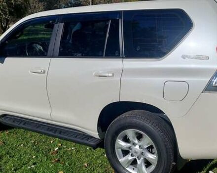 Белый Тойота Ленд Крузер Прадо, объемом двигателя 2.7 л и пробегом 180 тыс. км за 20500 $, фото 1 на Automoto.ua