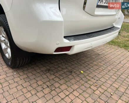 Белый Тойота Ленд Крузер Прадо, объемом двигателя 2.7 л и пробегом 228 тыс. км за 19950 $, фото 42 на Automoto.ua