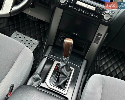 Белый Тойота Ленд Крузер Прадо, объемом двигателя 2.7 л и пробегом 180 тыс. км за 20500 $, фото 70 на Automoto.ua