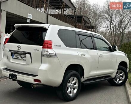 Белый Тойота Ленд Крузер Прадо, объемом двигателя 2.7 л и пробегом 180 тыс. км за 20500 $, фото 22 на Automoto.ua