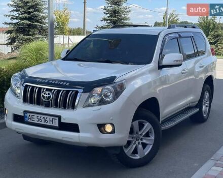Белый Тойота Ленд Крузер Прадо, объемом двигателя 4 л и пробегом 193 тыс. км за 23700 $, фото 2 на Automoto.ua