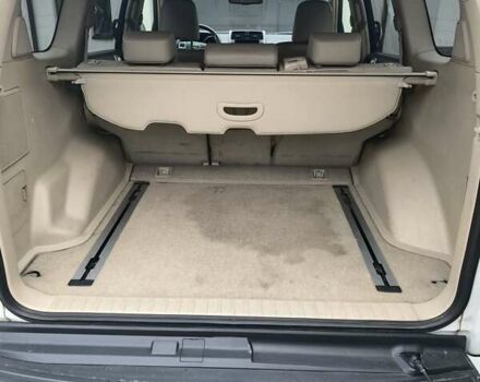 Белый Тойота Ленд Крузер Прадо, объемом двигателя 4 л и пробегом 320 тыс. км за 23500 $, фото 19 на Automoto.ua