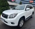 Тойота Ленд Крузер Прадо 2010 у Києві на Automoto.ua Білий Тойота Ленд Крузер Прадо, об'ємом двигуна 4 л та пробігом 237 тис. км за 19700 $, фото 6 на Automoto.ua