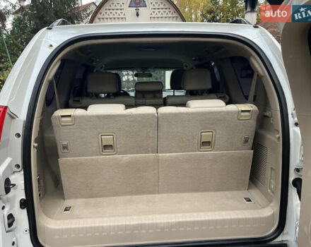 Белый Тойота Ленд Крузер Прадо, объемом двигателя 2.7 л и пробегом 228 тыс. км за 19950 $, фото 51 на Automoto.ua