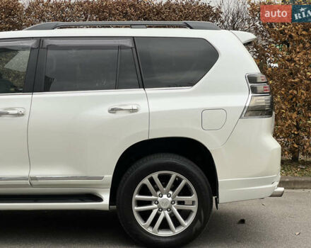 Белый Тойота Ленд Крузер Прадо, объемом двигателя 2.98 л и пробегом 150 тыс. км за 26500 $, фото 12 на Automoto.ua