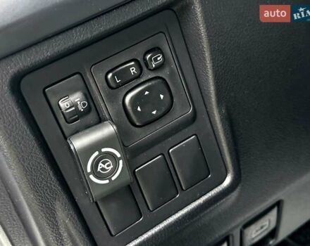 Белый Тойота Ленд Крузер Прадо, объемом двигателя 2.7 л и пробегом 180 тыс. км за 20500 $, фото 59 на Automoto.ua