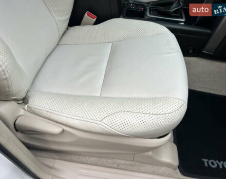 Белый Тойота Ленд Крузер Прадо, объемом двигателя 2.7 л и пробегом 228 тыс. км за 19950 $, фото 123 на Automoto.ua