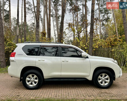 Белый Тойота Ленд Крузер Прадо, объемом двигателя 2.7 л и пробегом 228 тыс. км за 19950 $, фото 24 на Automoto.ua