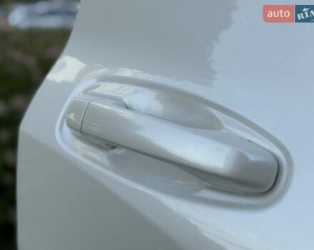 Білий Тойота Ленд Крузер Прадо, об'ємом двигуна 3 л та пробігом 220 тис. км за 25450 $, фото 10 на Automoto.ua