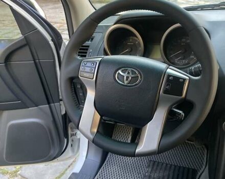 Белый Тойота Ленд Крузер Прадо, объемом двигателя 2.98 л и пробегом 256 тыс. км за 21999 $, фото 14 на Automoto.ua