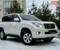 Белый Тойота Ленд Крузер Прадо, объемом двигателя 3 л и пробегом 220 тыс. км за 28500 $, фото 1 на Automoto.ua
