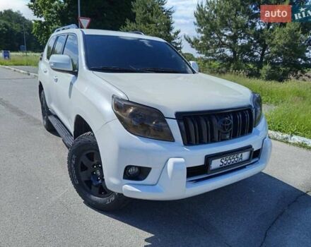 Білий Тойота Ленд Крузер Прадо, об'ємом двигуна 2.69 л та пробігом 290 тис. км за 18899 $, фото 19 на Automoto.ua
