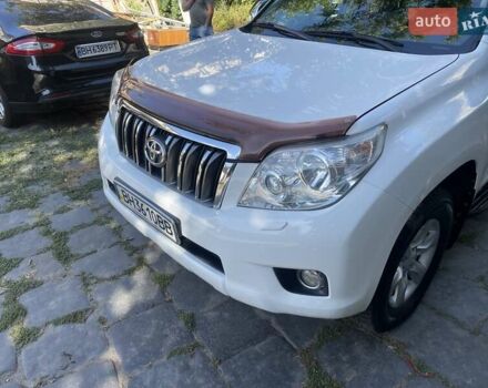 Белый Тойота Ленд Крузер Прадо, объемом двигателя 2.98 л и пробегом 256 тыс. км за 21999 $, фото 9 на Automoto.ua