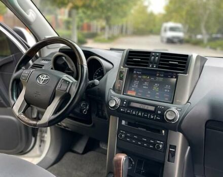 Тойота Ленд Крузер Прадо 2011 в Одессе на Automoto.ua Белый Тойота Ленд Крузер Прадо, объемом двигателя 2.7 л и пробегом 183 тыс. км за 18900 $, фото 17 на Automoto.ua