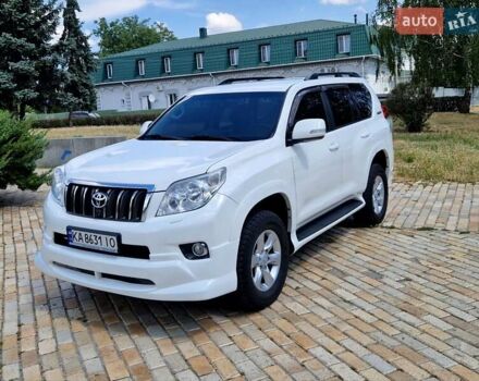 Білий Тойота Ленд Крузер Прадо, об'ємом двигуна 2.69 л та пробігом 260 тис. км за 19999 $, фото 4 на Automoto.ua