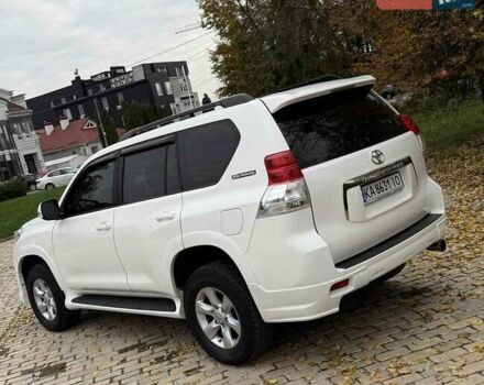 Белый Тойота Ленд Крузер Прадо, объемом двигателя 2.7 л и пробегом 260 тыс. км за 19950 $, фото 9 на Automoto.ua