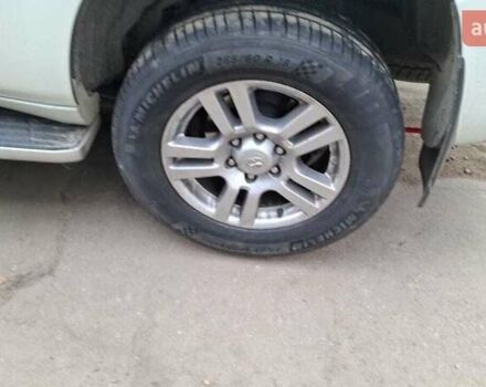 Белый Тойота Ленд Крузер Прадо, объемом двигателя 3 л и пробегом 209 тыс. км за 27000 $, фото 4 на Automoto.ua