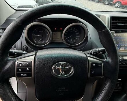 Тойота Ленд Крузер Прадо 2012 в Харькове на Automoto.ua Белый Тойота Ленд Крузер Прадо, объемом двигателя 2.98 л и пробегом 208 тыс. км за 27400 $, фото 21 на Automoto.ua