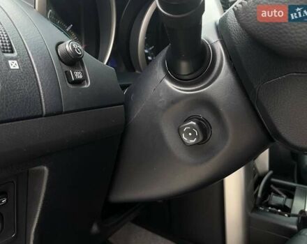 Белый Тойота Ленд Крузер Прадо, объемом двигателя 3.96 л и пробегом 285 тыс. км за 25999 $, фото 17 на Automoto.ua