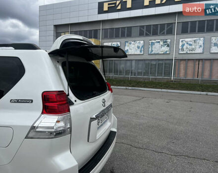 Тойота Ленд Крузер Прадо 2012 в Днепре (Днепропетровске) на Automoto.ua Белый Тойота Ленд Крузер Прадо, объемом двигателя 2.69 л и пробегом 38 тыс. км за 29000 $, фото 32 на Automoto.ua