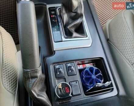 Белый Тойота Ленд Крузер Прадо, объемом двигателя 3 л и пробегом 209 тыс. км за 27000 $, фото 25 на Automoto.ua