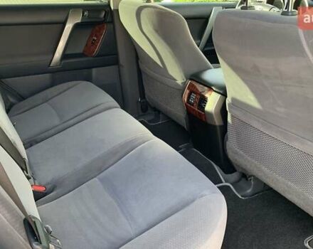 Белый Тойота Ленд Крузер Прадо, объемом двигателя 3 л и пробегом 210 тыс. км за 24800 $, фото 6 на Automoto.ua