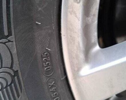 Белый Тойота Ленд Крузер Прадо, объемом двигателя 3 л и пробегом 209 тыс. км за 27000 $, фото 2 на Automoto.ua