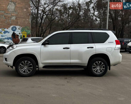 Белый Тойота Ленд Крузер Прадо, объемом двигателя 2.69 л и пробегом 179 тыс. км за 18500 $, фото 1 на Automoto.ua